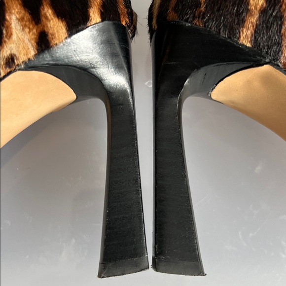 Vince Camuto Pentila Ankle Boots - Picture 11 of 11